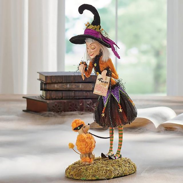 Jouet de poupée de sorcière, figurine de sorcière en résine d'halloween  décoration de la maison éléments de sorcière ornement d'épouvantail pour le