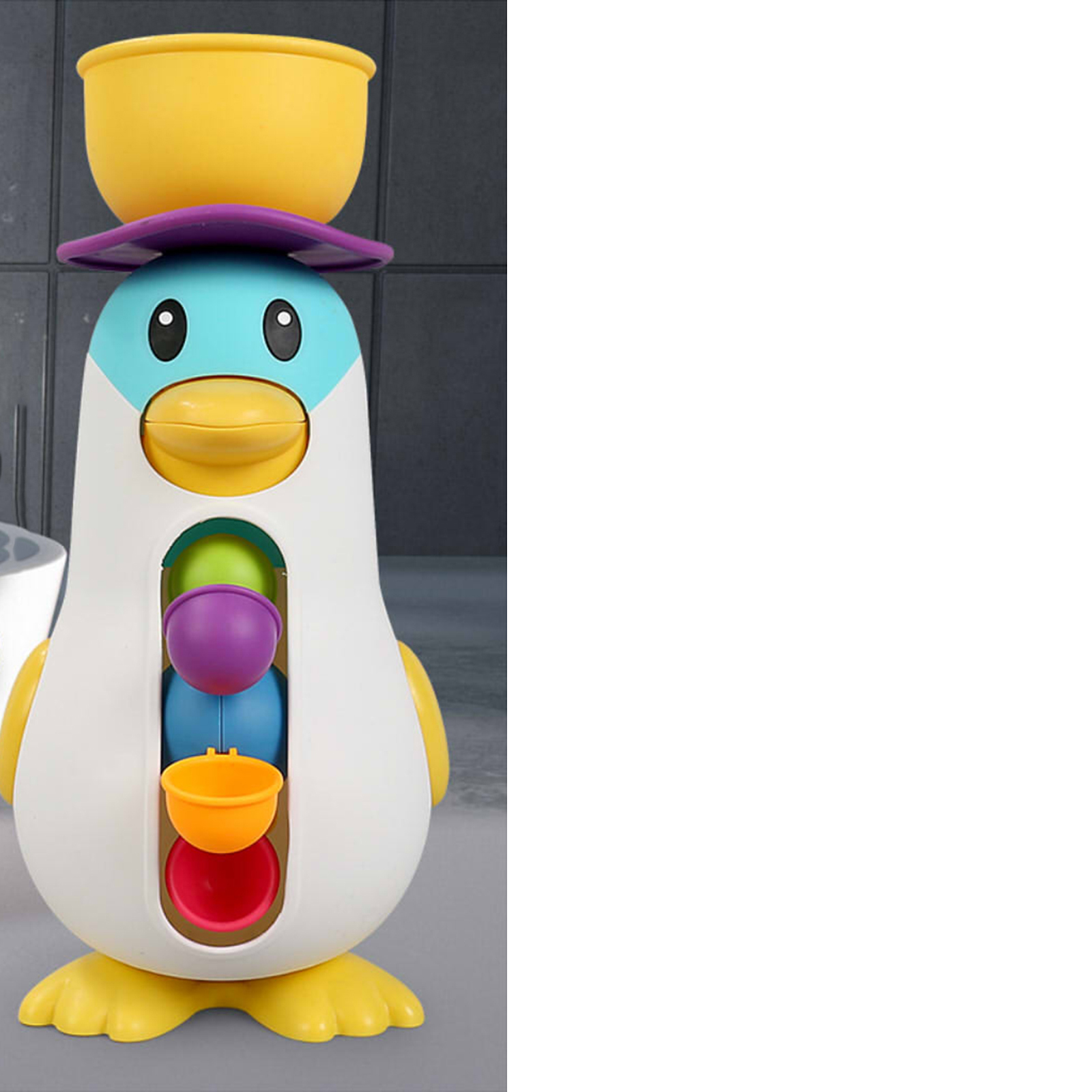 Adorable Suction Cup Penguin Waterwheel Toddler Shower Pool Water Play Sucker Rotatable Waterwheel Bath Toy for Bathing Time