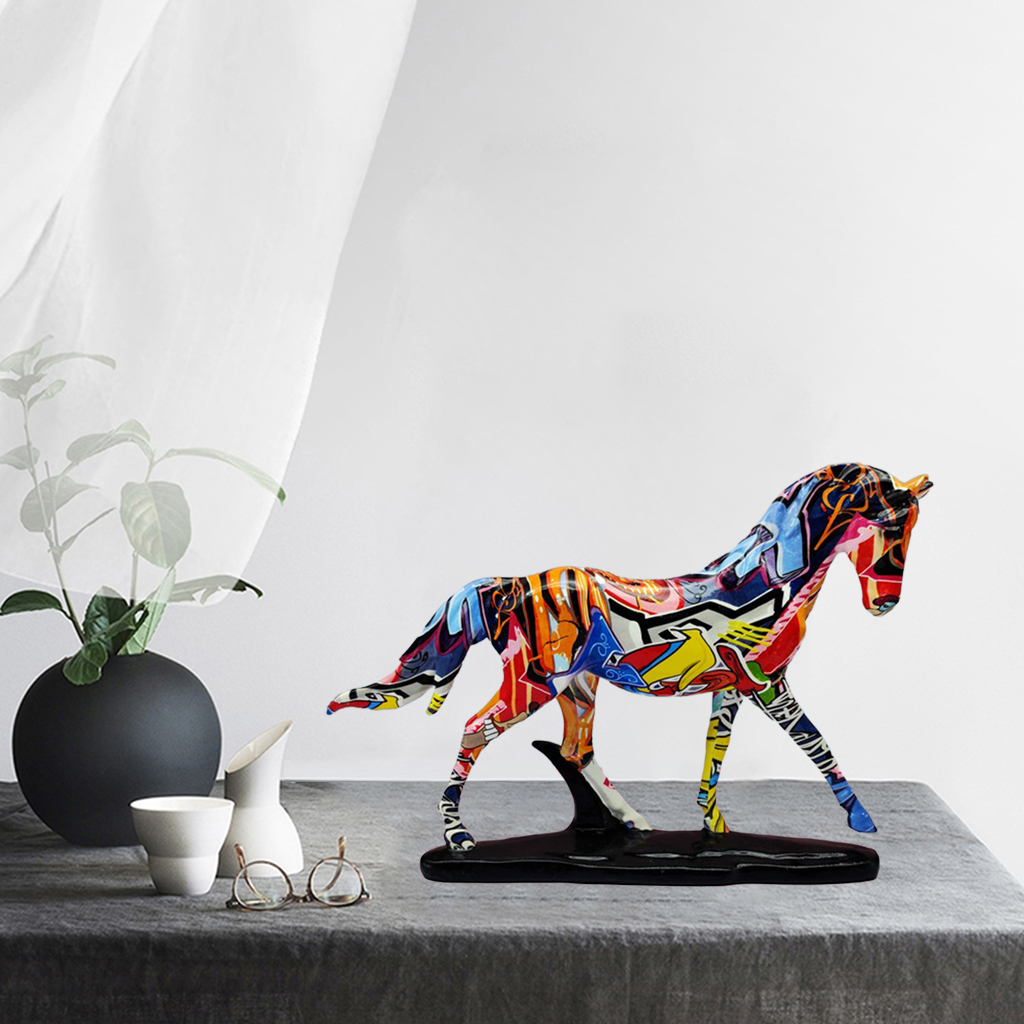 Modern Horse Statue Home Decor Animal Ornament Sculpture Horse Art Figurine Graffiti Decoration for Living Room TV Shelf