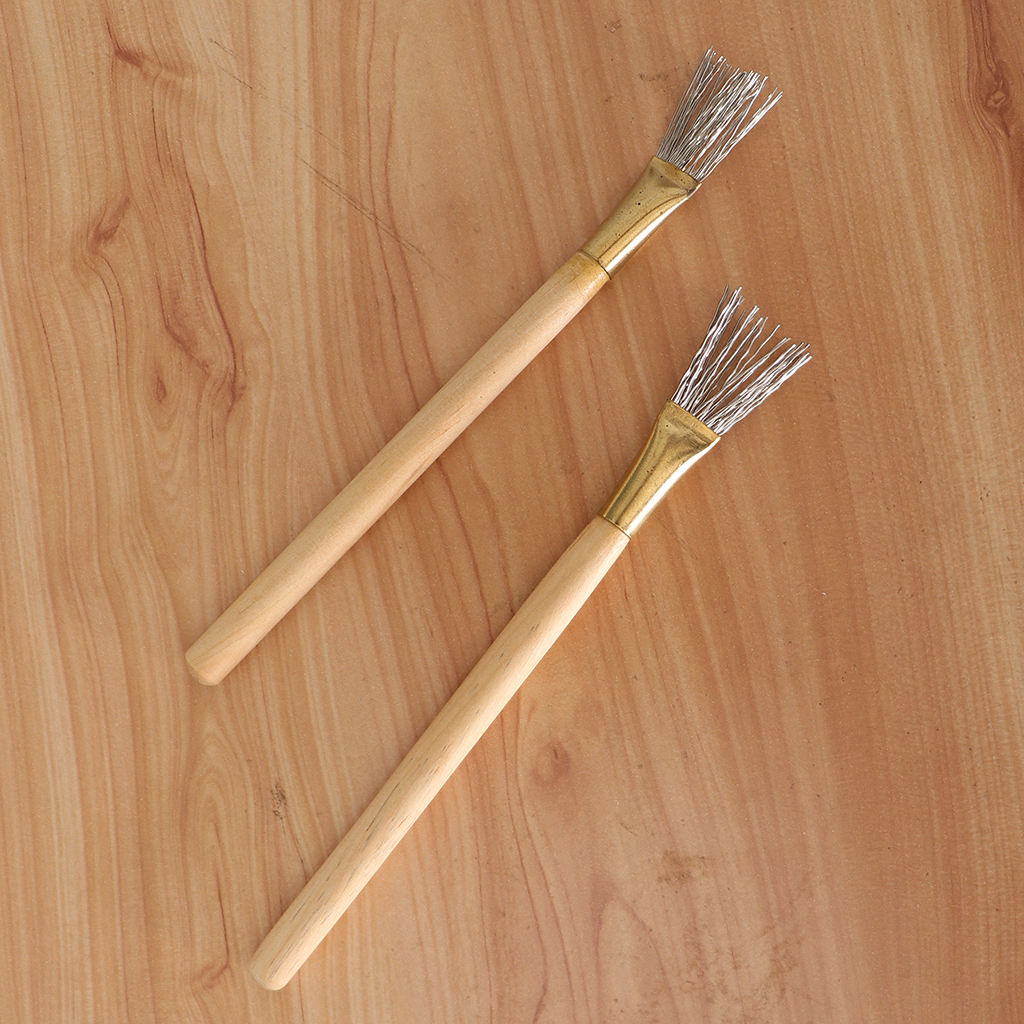 2pcs Wooden Handle Design Clay Pottery Ceramic Soap Engraving/Scraping Tools Stainless Steel Wire Brush/Scraper
