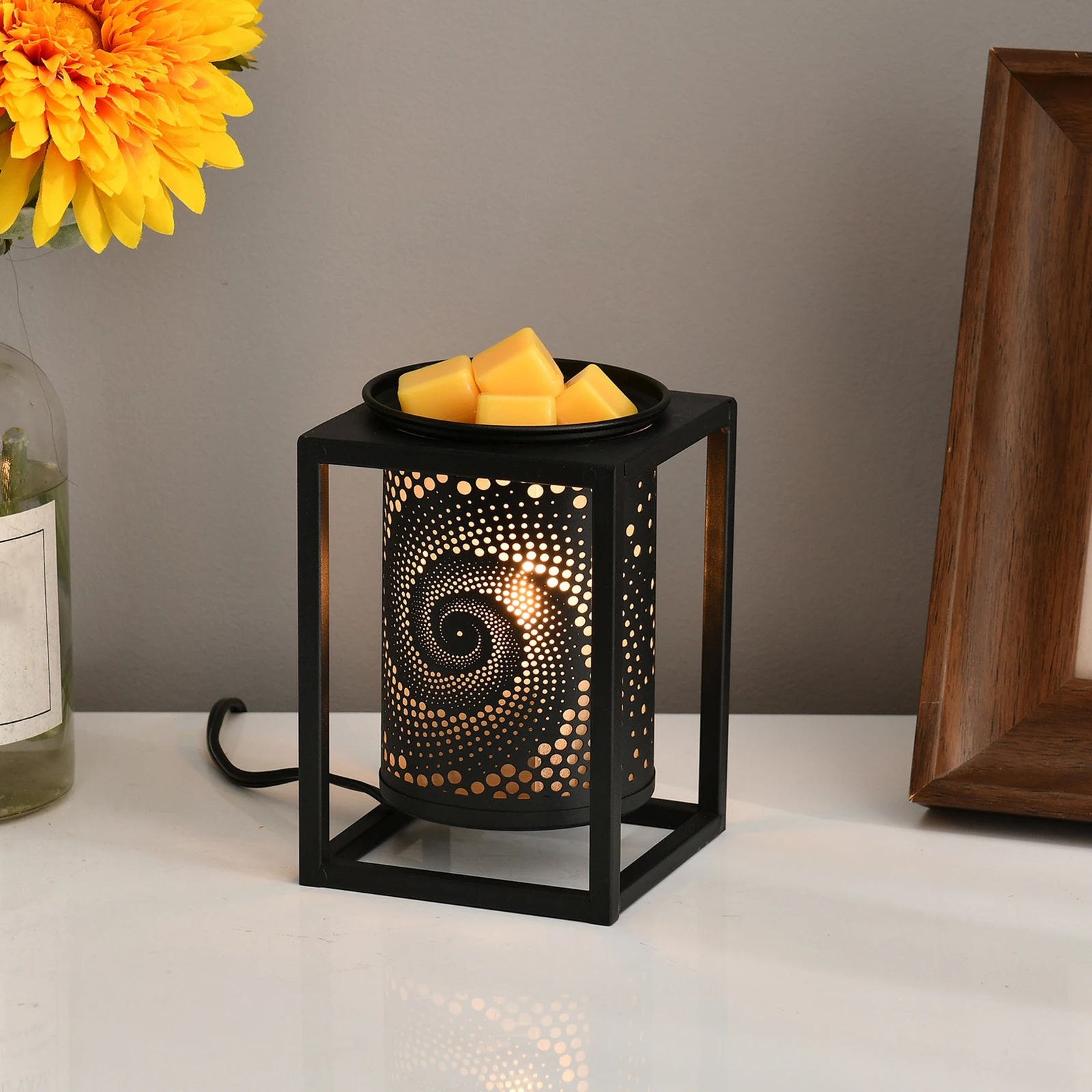 Candle Warmer Lamp Hollow Decorative Diffuser Wax Melter Mood Light Aroma Oil Burner No Flame for Melting Candles Room Spa Home