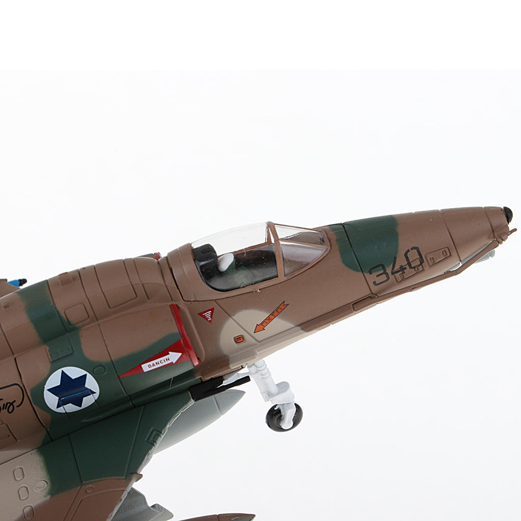 1/72 Die Cast Alloy Realistic  American A-4 Skyhawk Model Toys Gift