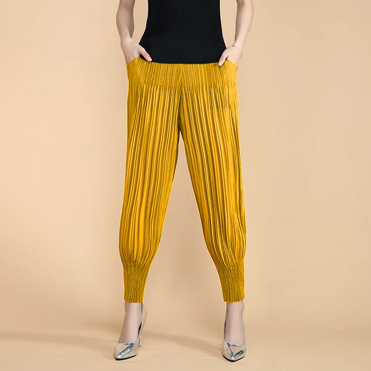 high waisted jeans Women Casual Loose Harem Pants Summer Thin Miyak Pleated Solid Color Pocket Carrot Pants Female Mid Waist Cropped Trousers wide leg pants