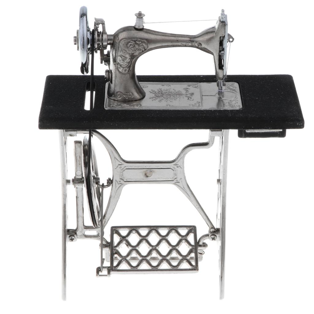 Dollhouse Miniature 1/10 Scale Dressmakers Accessory Single Sewing Machine