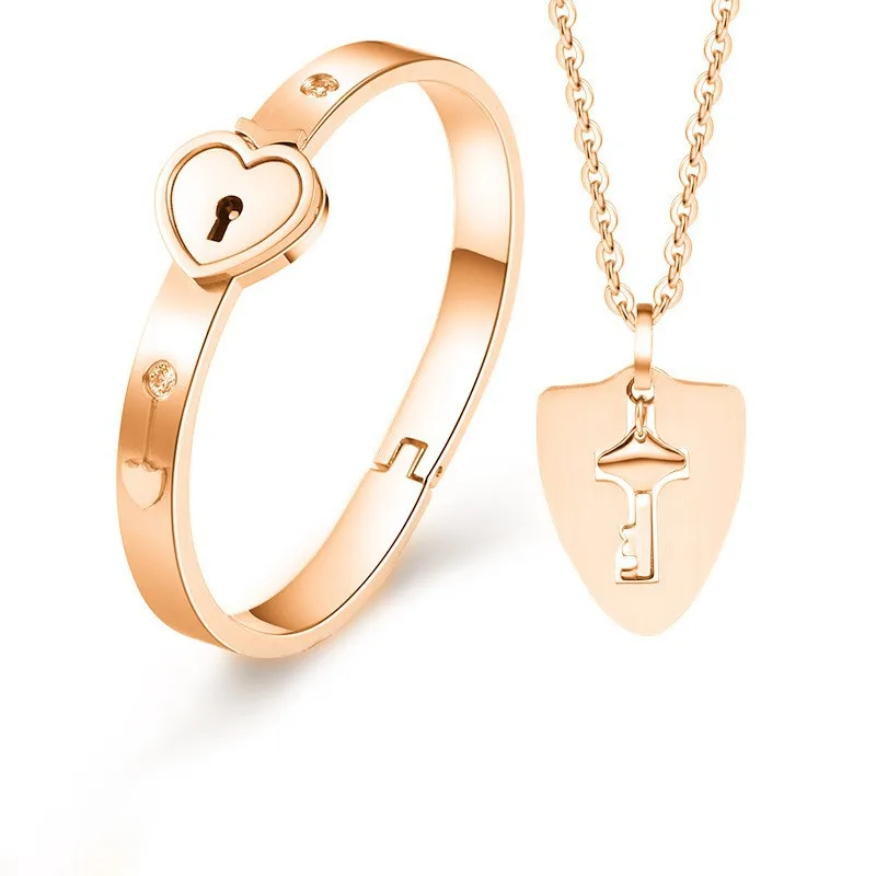 2Pcs/Set Couple Jewelry Sets Love Heart Lock Bracelet Bangles Key Pendant Stainless Steel Necklace Jewelry