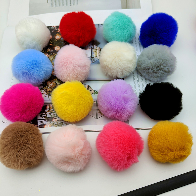 Description Picture 2 of itemPompom 5Cm Imitated Rabbit Fur Ball Pompons Knitted Scarf Hat Plush Children DIY Keychain Crafts Accessories Materials 5 Pieces