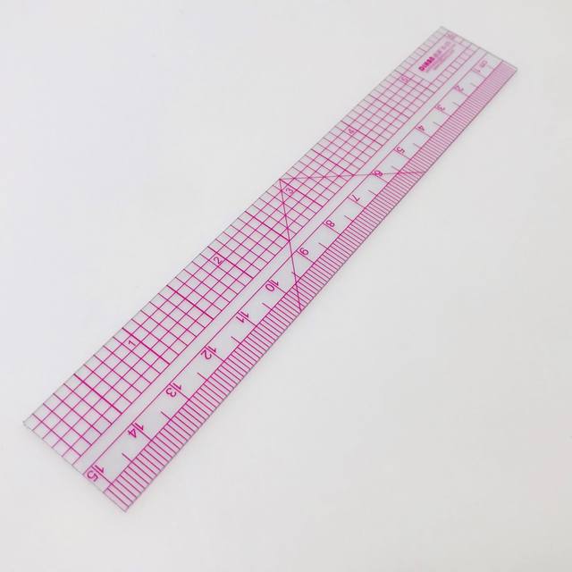 SUREMARK HIGH CLASS STRAIGHT RULER 6 (15CM) (36'S) - Largest