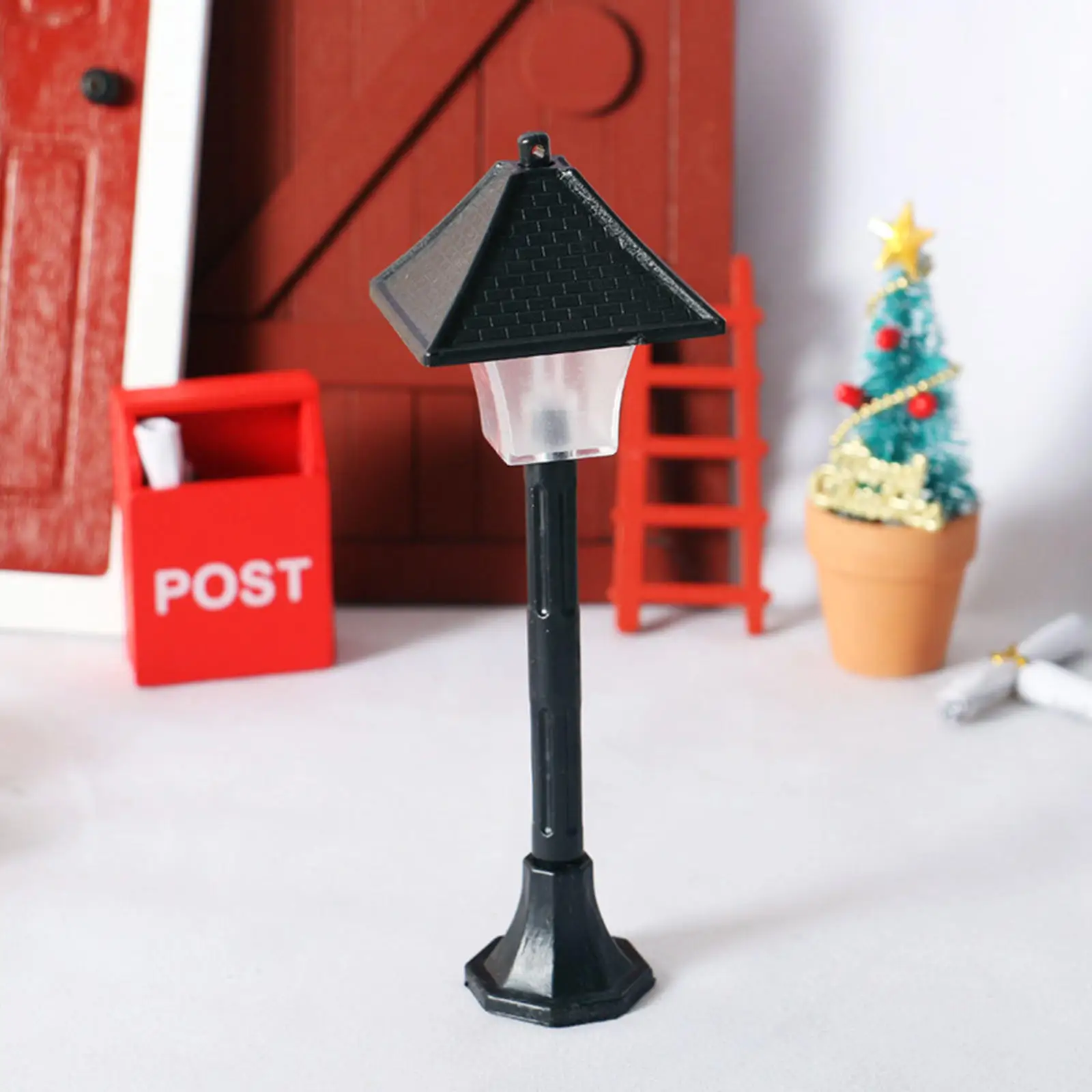 Retro Style Dollhouse Miniature Lamp Post Layout Street Light for Walkway Accessories