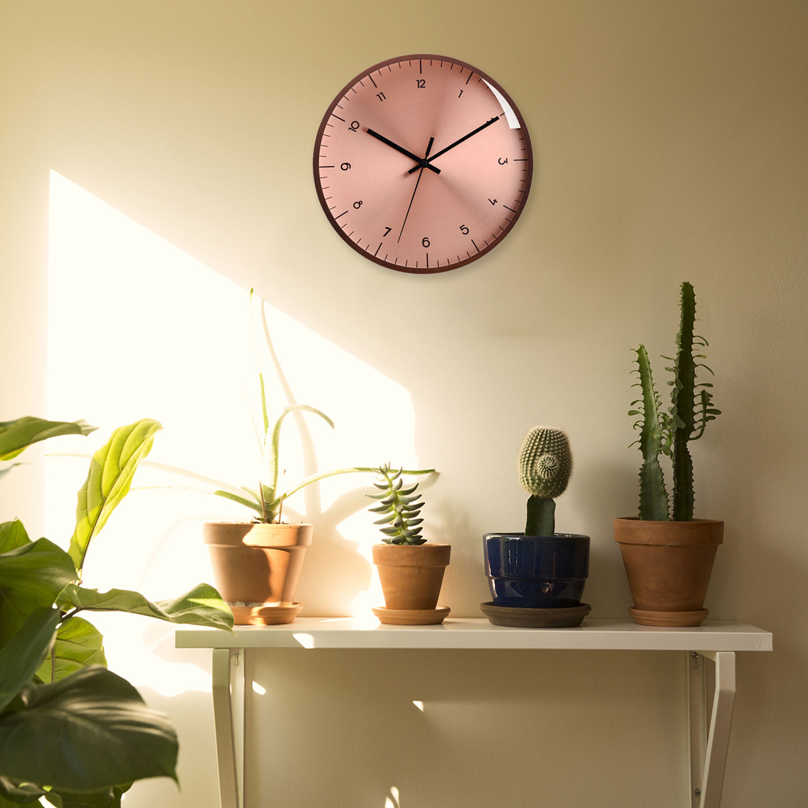 Clock Minimalism Mist Proof Mute Work Luxury Metal Easy Read Precise Hanging Vintage Round for Living Room Corridor Bedroom