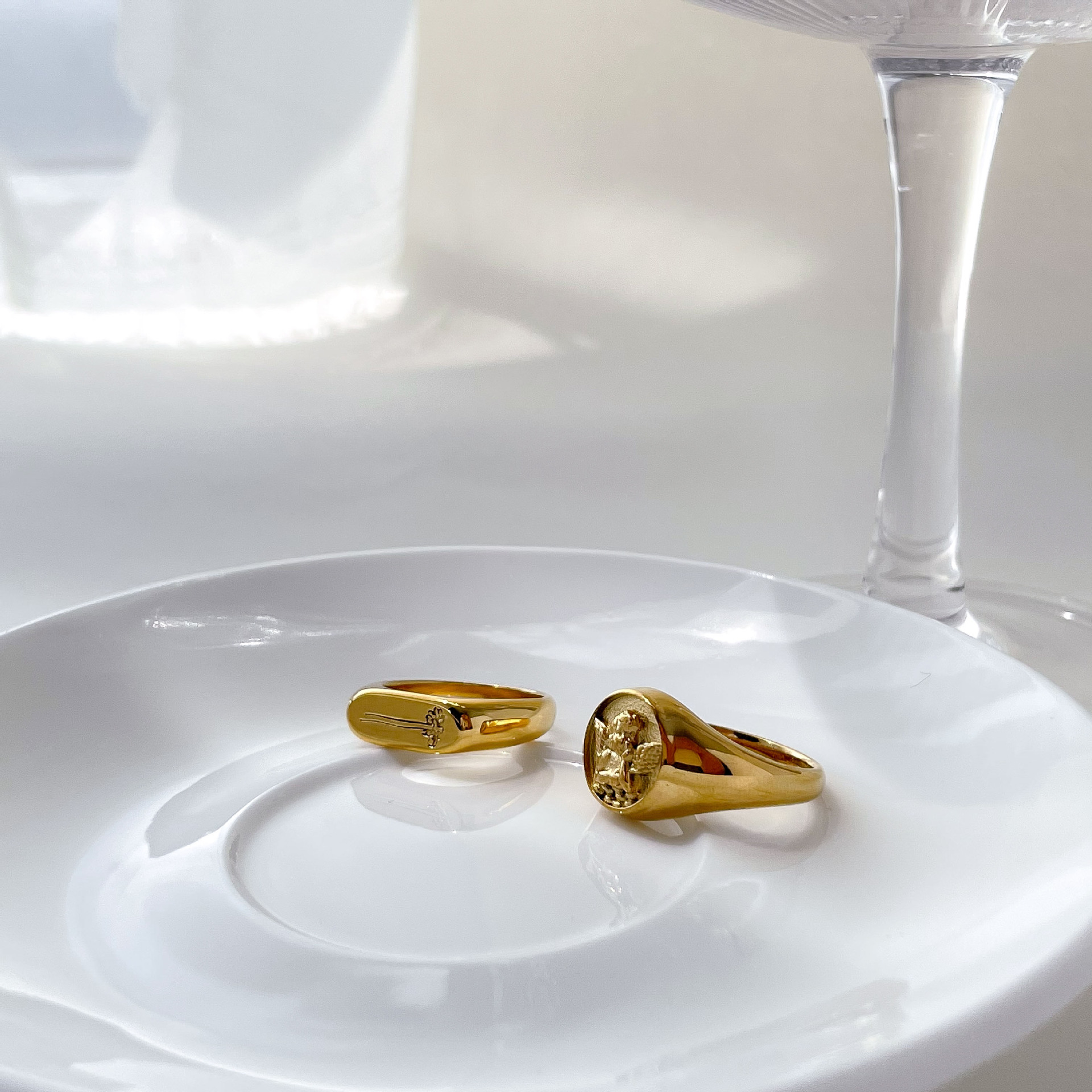 316l Edelstahl Gänseblümchen Ringe für Frauen Engel Form klobige Fingerringe wasserdichten Schmuck Geschenk 2024 – Detail 1