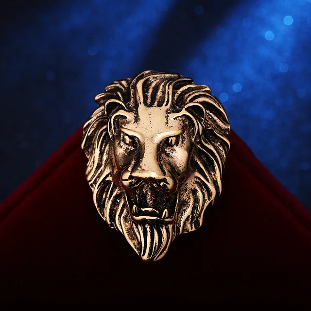  Round Lion Head Pin, Brooch Jewelry Accessories, Medieval Style  Lapel Badge, Wedding Men Gifts : Handmade Products