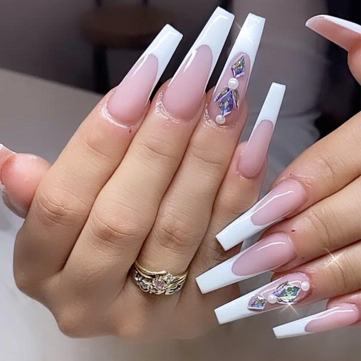 Ongle En Gel Blanc Avec Strass Faux ongles avec strass colorés, étiquette adhésive, Style doux, amovible,  très Long, pour manucure, 24 pièces | AliExpress