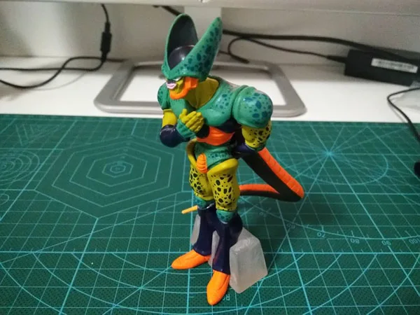 BANDAI Dragon Ball Action Figure HG Gacha17 Elastic Cell Bent Over Second  Form Rare Out-of-print Model - AliExpress