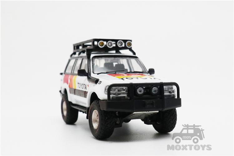 Toyota Land Cruiser Lc80 w - Quofrack Rhd Carro Branco Fundido Gcd 1:64 3 quofrack rhd, carro branco fundido