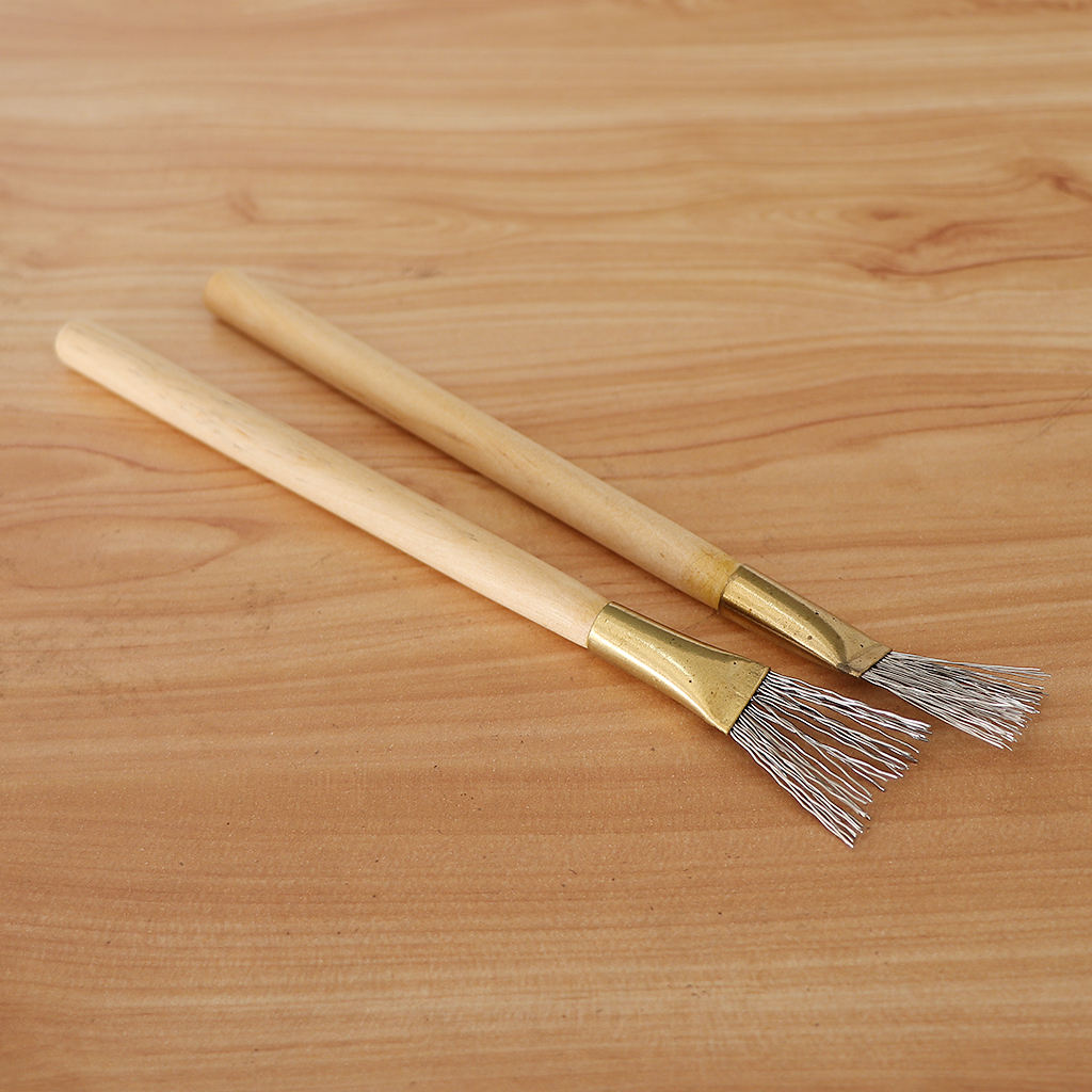 2pcs Wooden Handle Design Clay Pottery Ceramic Soap Engraving/Scraping Tools Stainless Steel Wire Brush/Scraper