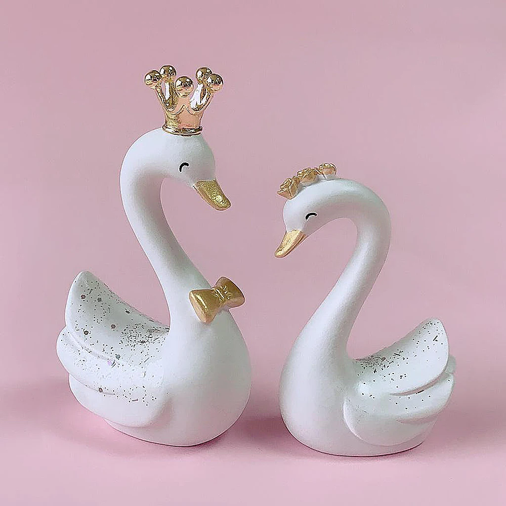 Nordic Style Resin Swan Statue Artwork Ornament Figurines Sculpture Cake Toppers for Wedding Party Decor Baking Supplies Gifts