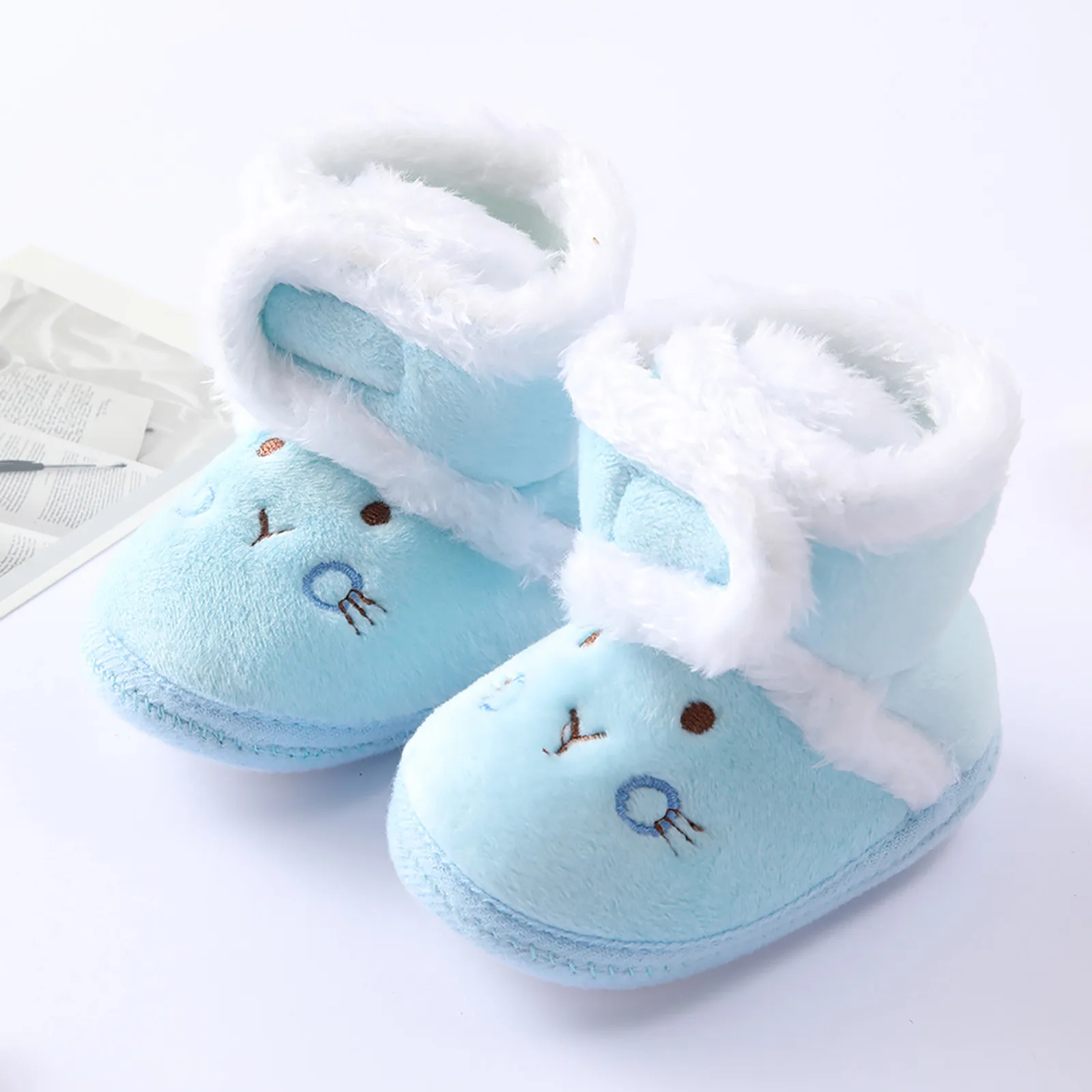 CENCIRILY Newborn Baby Boys Girls Cozy Fleece Booties Soft Non Slip Grips Sole Winter Socks Crib Shoes for Infant Toddler First Walkers 