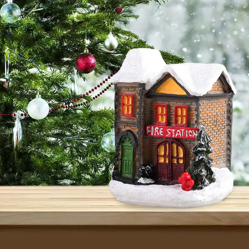 Resin Mini Christmas LED House Warm Light Miniature Village Dollhouse Farmhouse Set Xmas Desktop Garden Decoration Gift