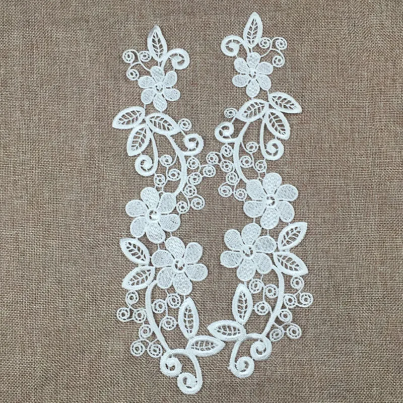 fityle 1 Pair White Embroidered Floral Neckline Lace Collar for DIY Sewing Craft for bridal wedding apparel DIY Sewing Projects