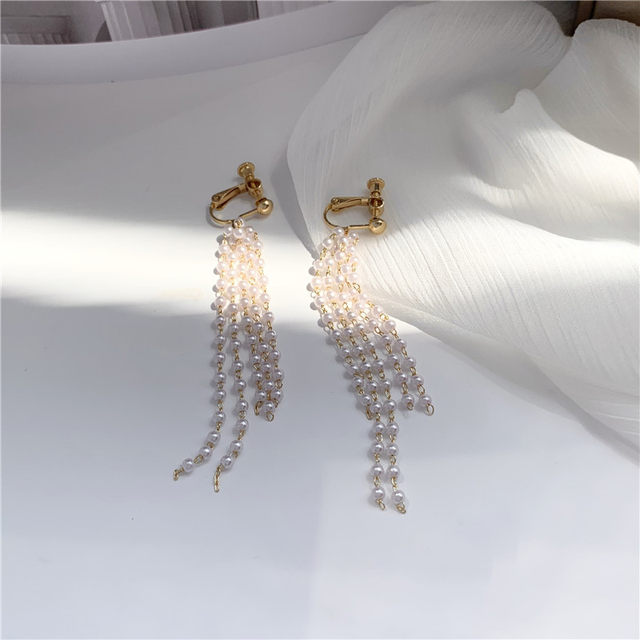 Pendientes largos con borla de perlas para mujer, aretes de Clip
