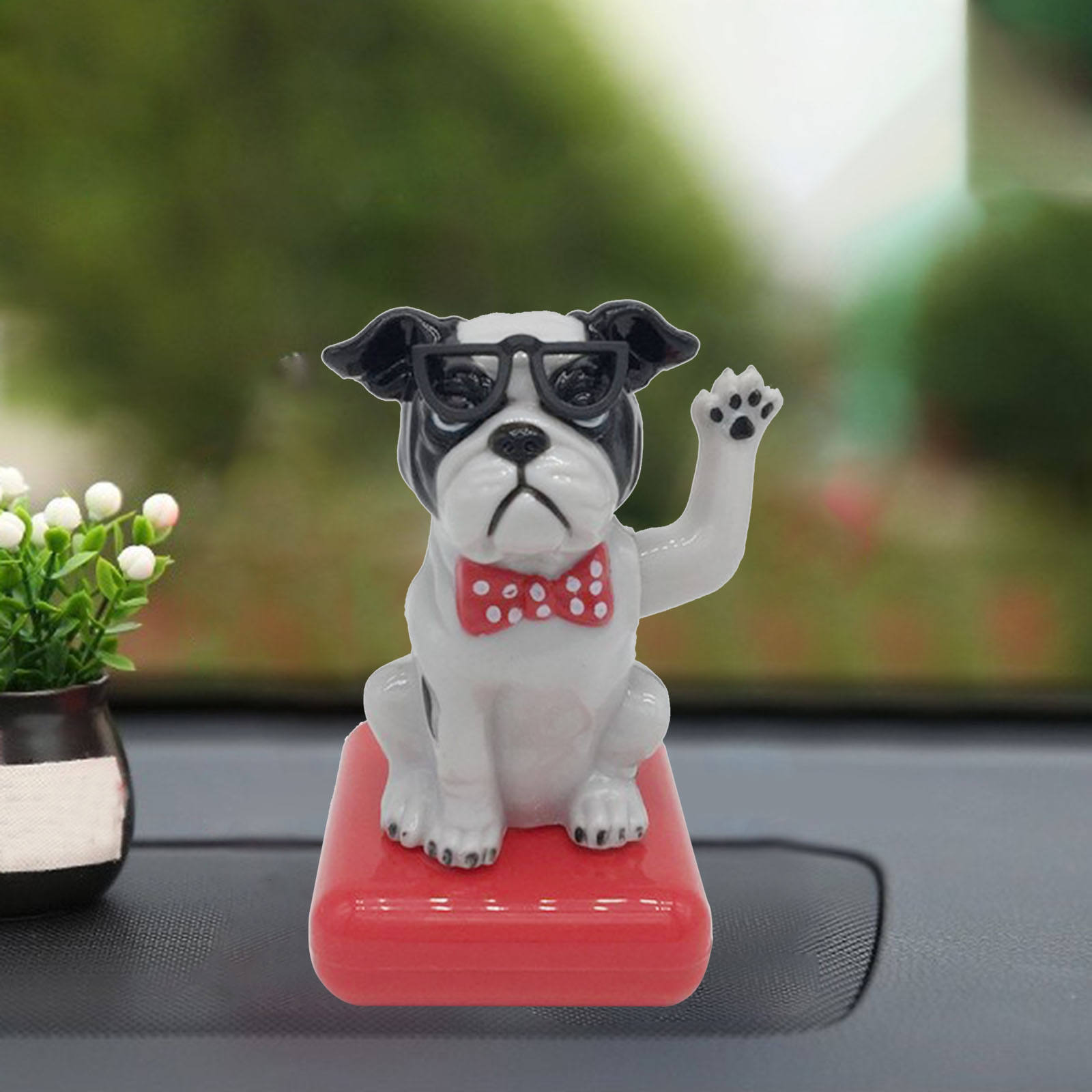 Car Dashboard Ornament Lucky Dog Accessories Automatic Swing Shaking Head Solar Power Toy Bobble Head Toy for Car Interior Cab