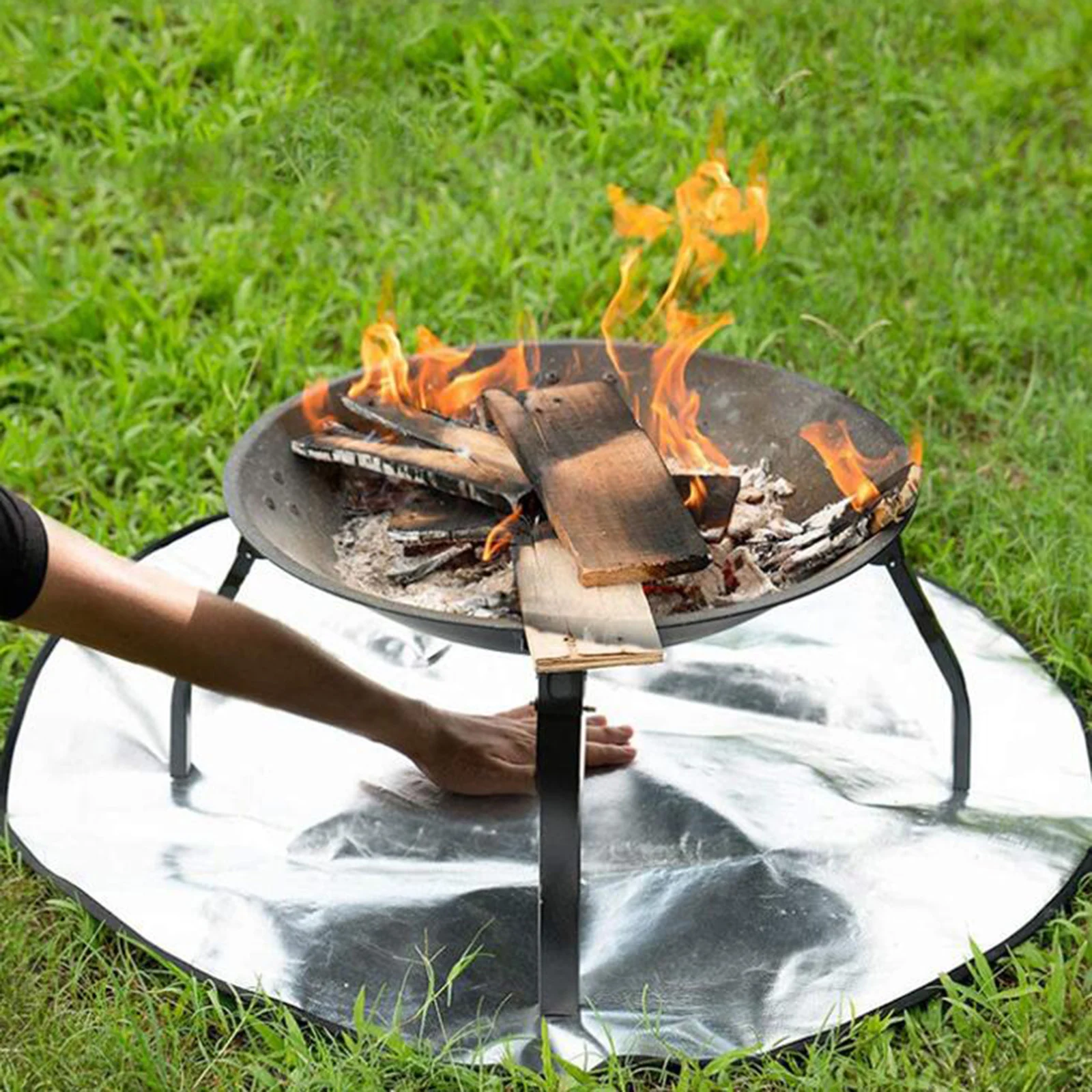Foldable Round Fire Pit Mat Heatproof Grill Mat Outdoor Patio Deck Protector