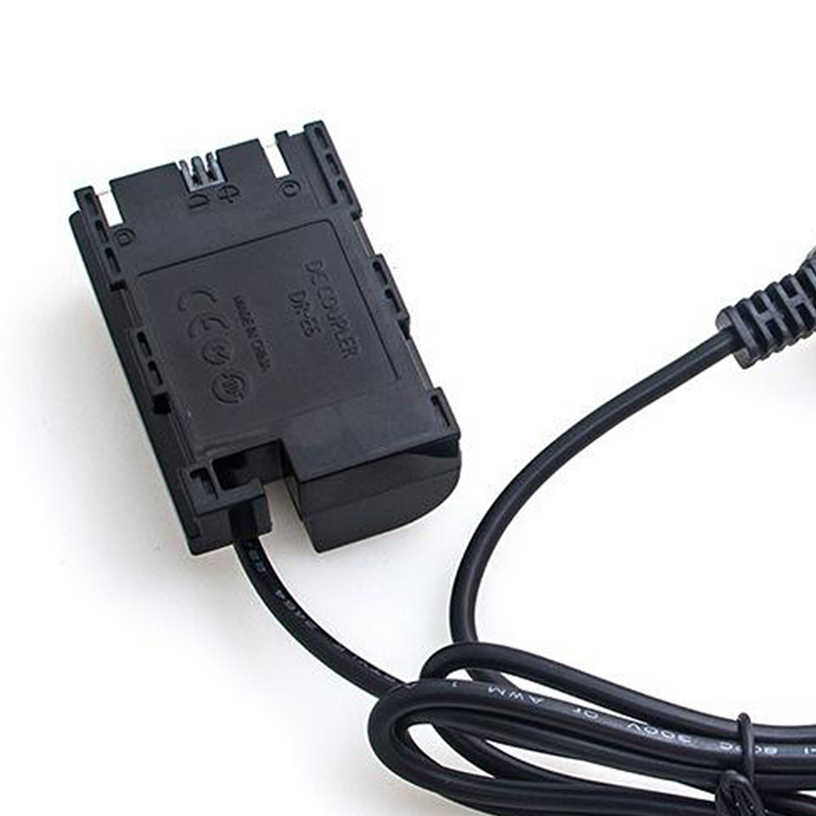 DR E6 Dummy Battery to D Tap Cable Replaces fits for  501 502 702 Monitor, Professional Accessories