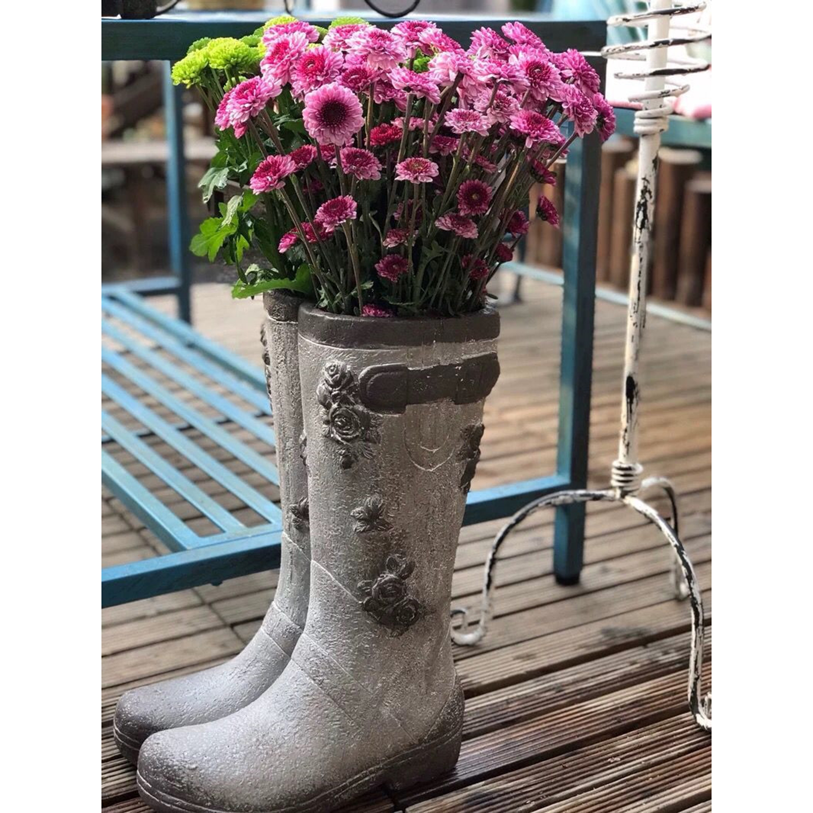 Vintage Style Rainboot Resin Garden Planter Flower Pot Potted Planting Holder Patio Lawn Decoration