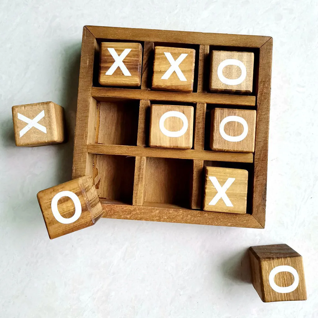 Wooden Noughts & Crosses Tic Tac Toe Traditional Game Play Set