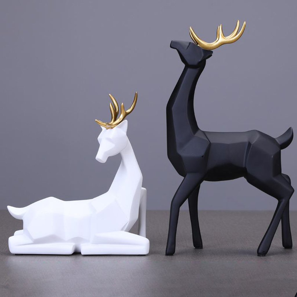 Resin Deer Statue Reindeer Sculpture Decoration Nordic Home Decor Figurines for Home Office Shopwindow Decoration Oranment