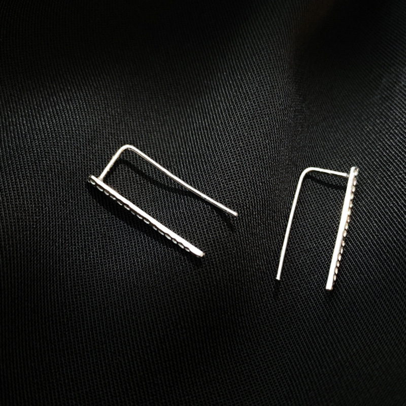 �U“-Jacken aus 925er-Sterlingsilber mit gehämmerten Ohrsteckern, Geschenke für Frauen und Mädchen – Detail 9