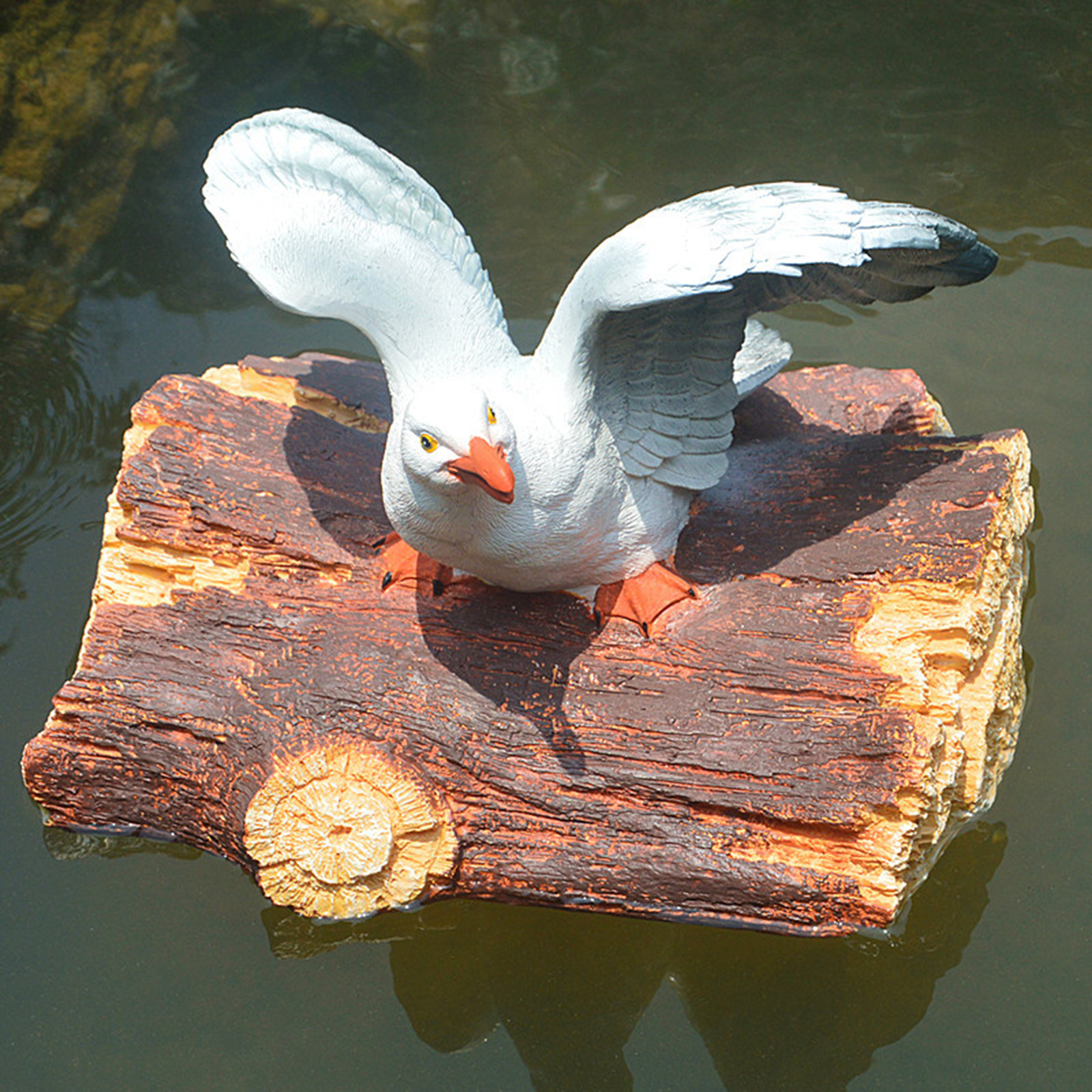 Realistic Resin Floating Seagull Statue Outdoor Pond Cute Winged Seagull Sculpture Decoration Ornament