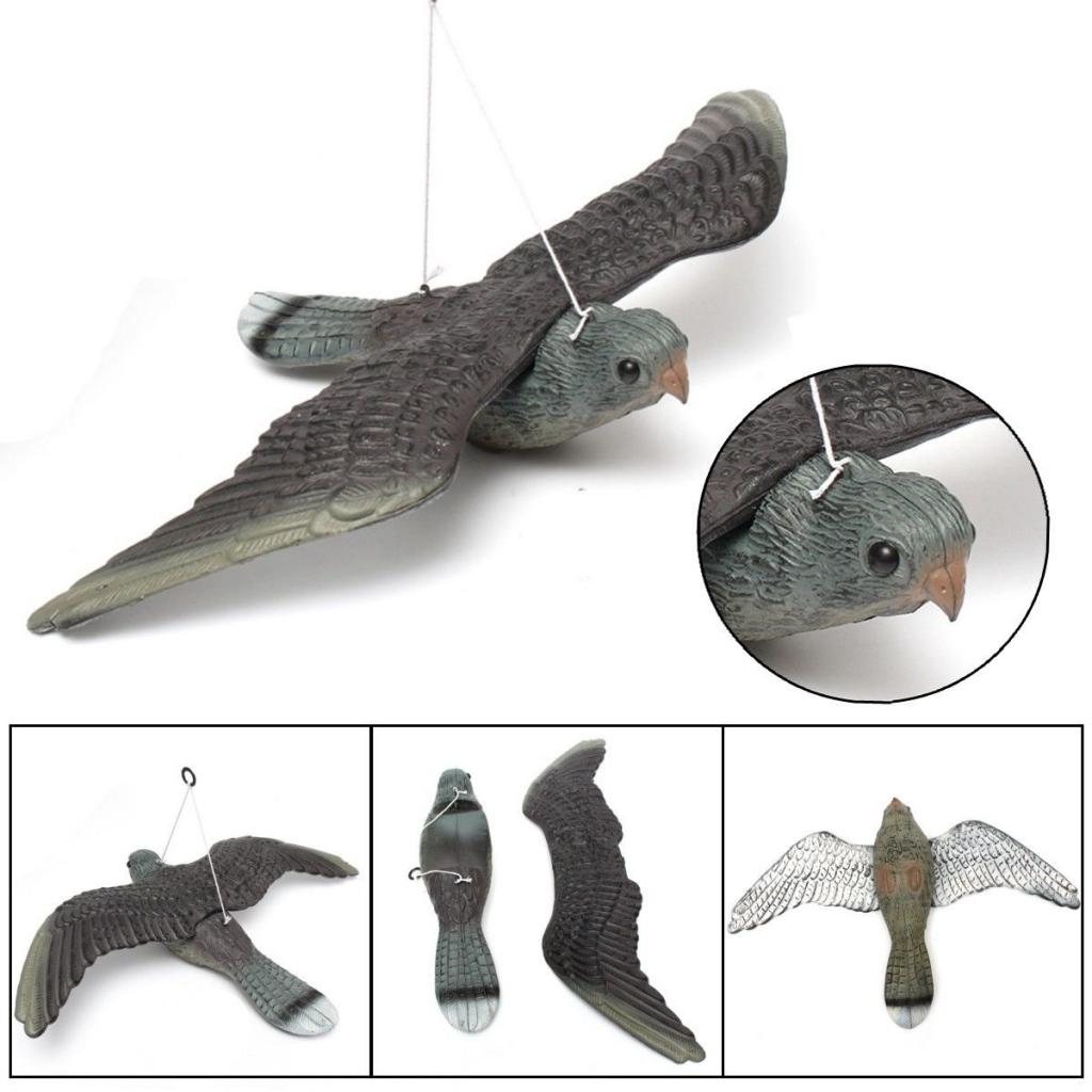 '' Flying '' bird of prey falcon life-size hanging bird terrier scarecrow for