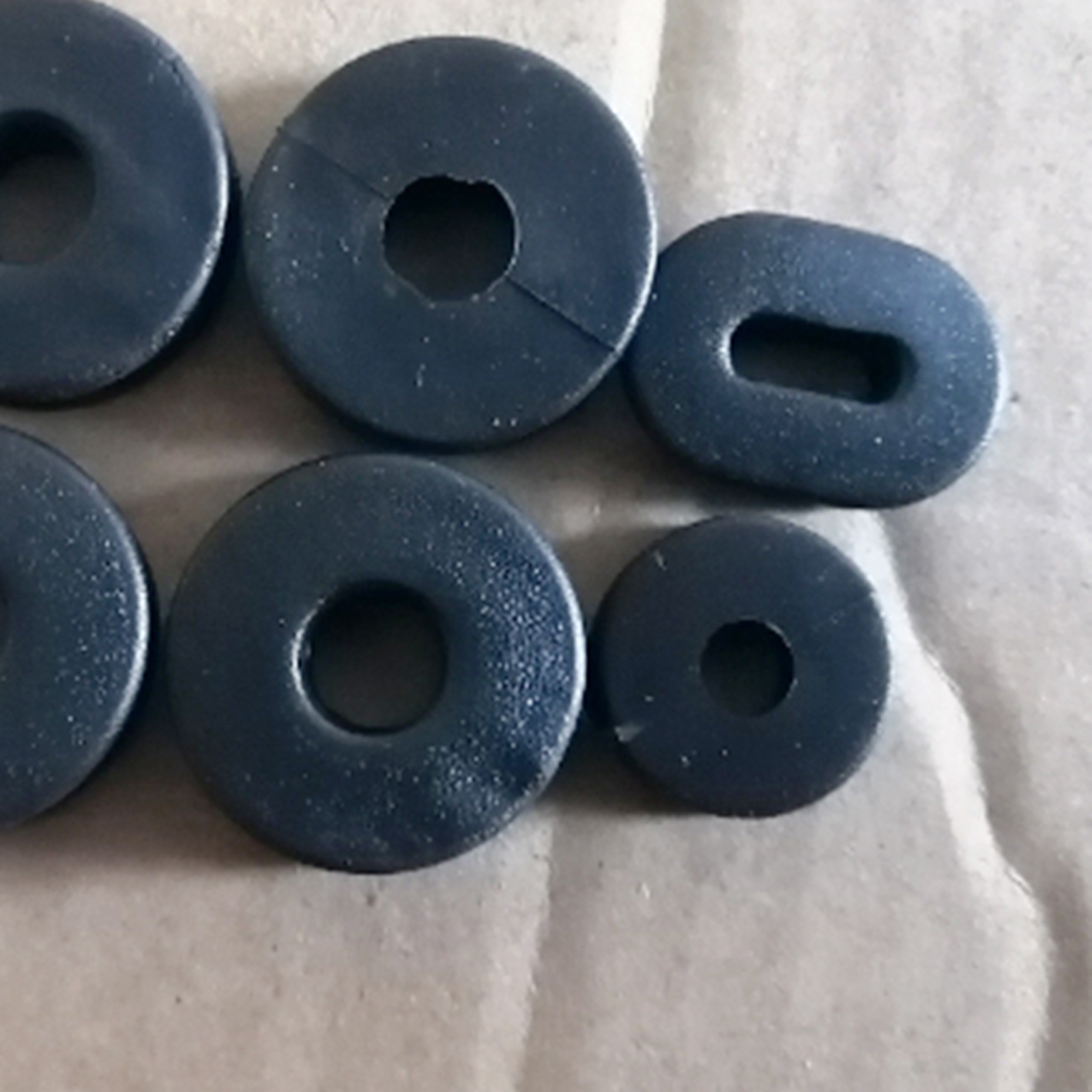Performance Rubber Side Cover Grommet Gasket Replacement for Suzuki GN125 GN125 HJ125 HJ125A HJ125-K HJ125-K3
