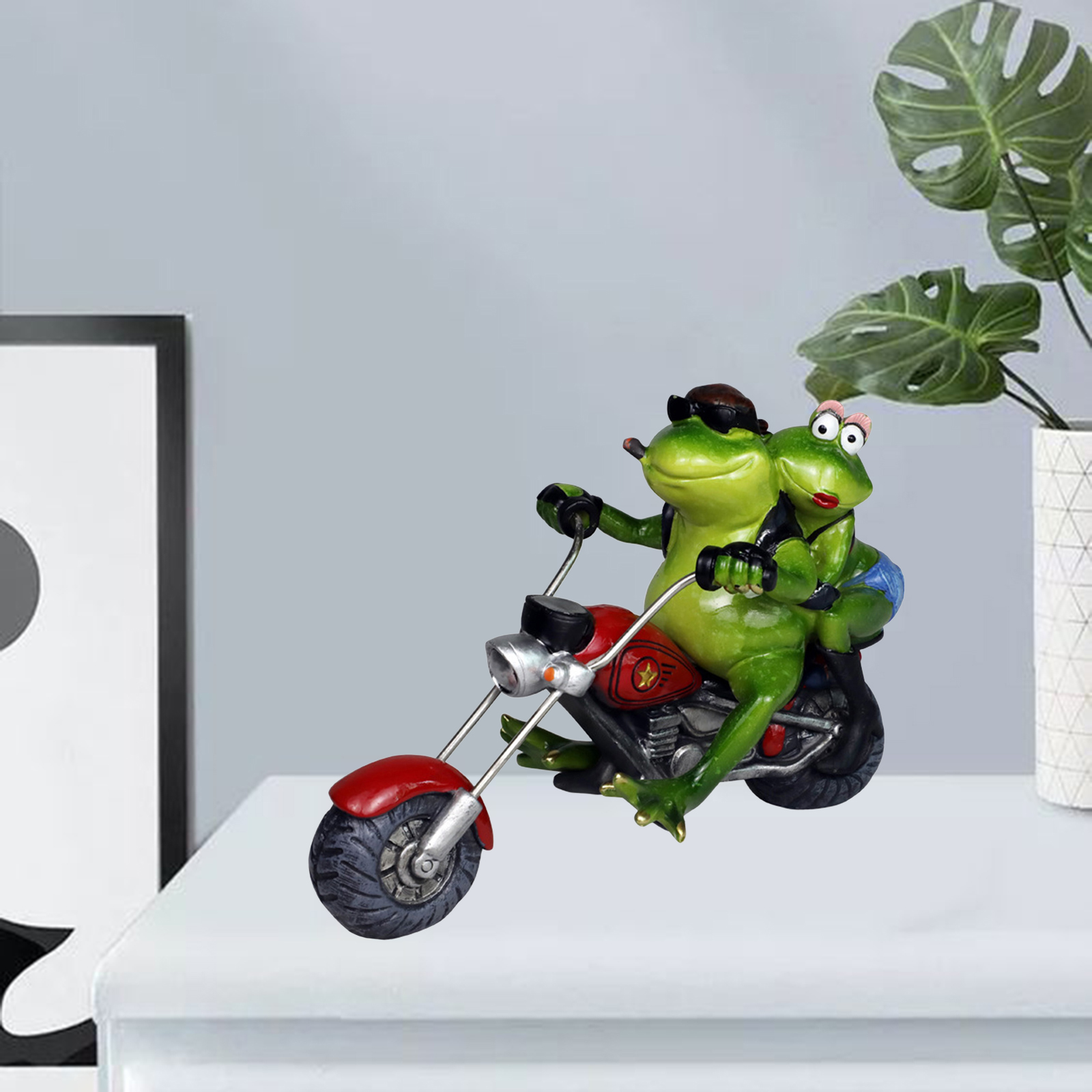 Resin Motorcycle Couple Frog Miniature Figurine Statue Indoor