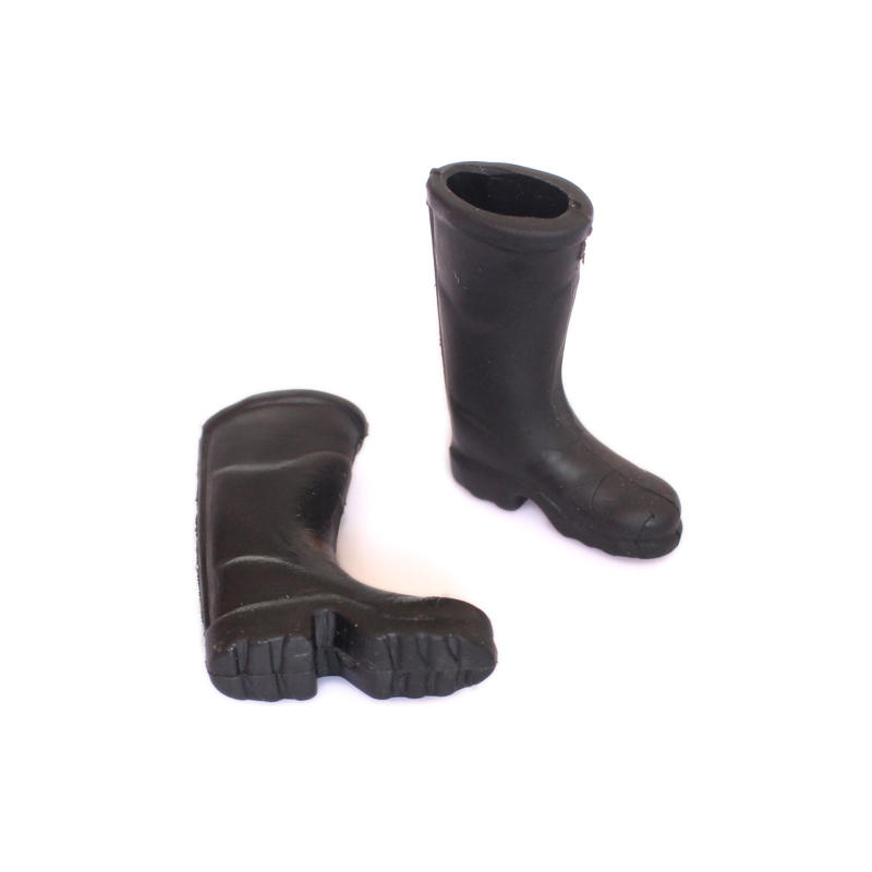 Casa de muñecas en miniatura, Botas de lluvia, alfombra de suelo y corona  de Navidad, 1/12|Adornos de bolas| - AliExpress