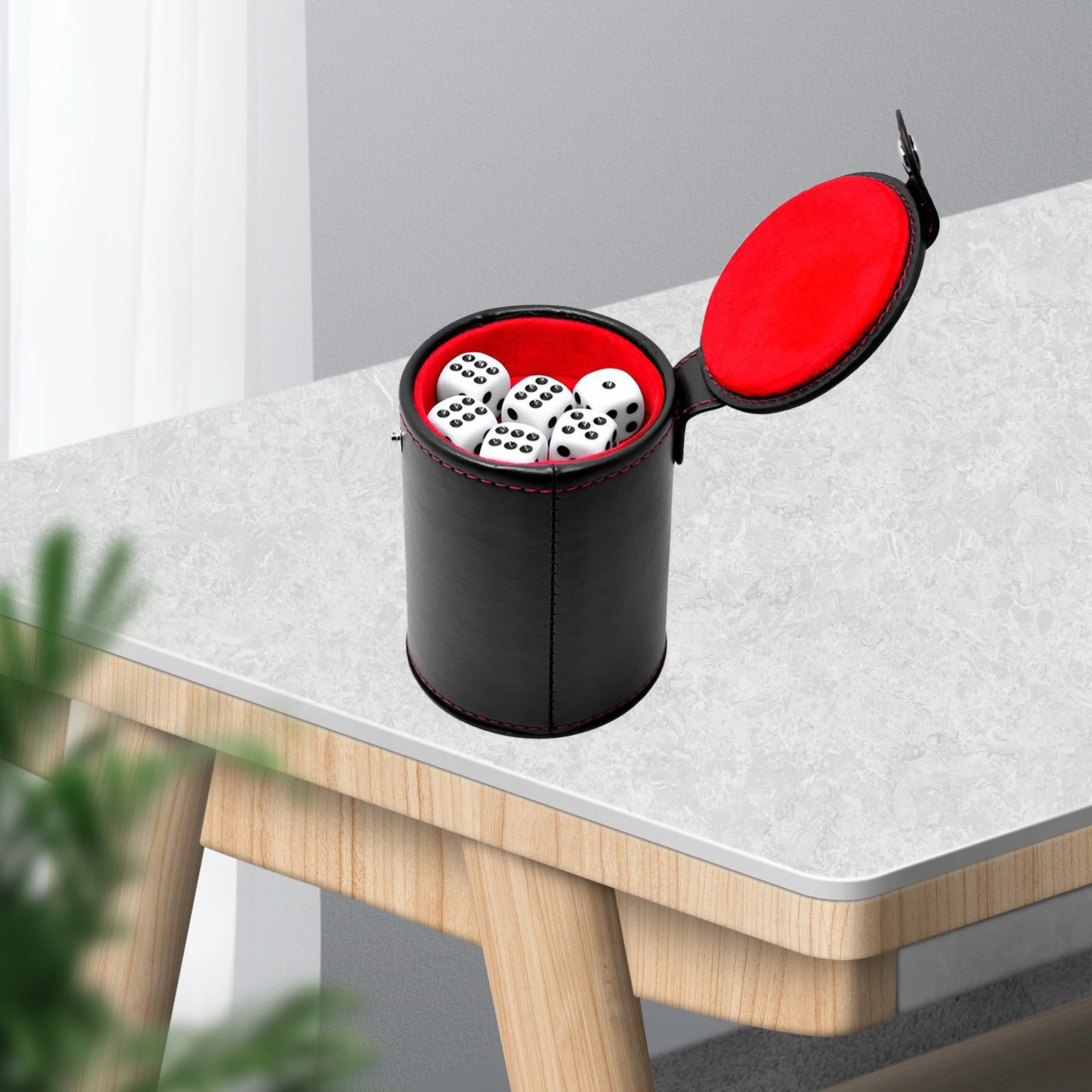 Black PU Leather Dice Cup with 5 Dice Red Flannel Lined Hand Shaking Dice Cup Dice Shaker Dice Decider Supplies Christmas