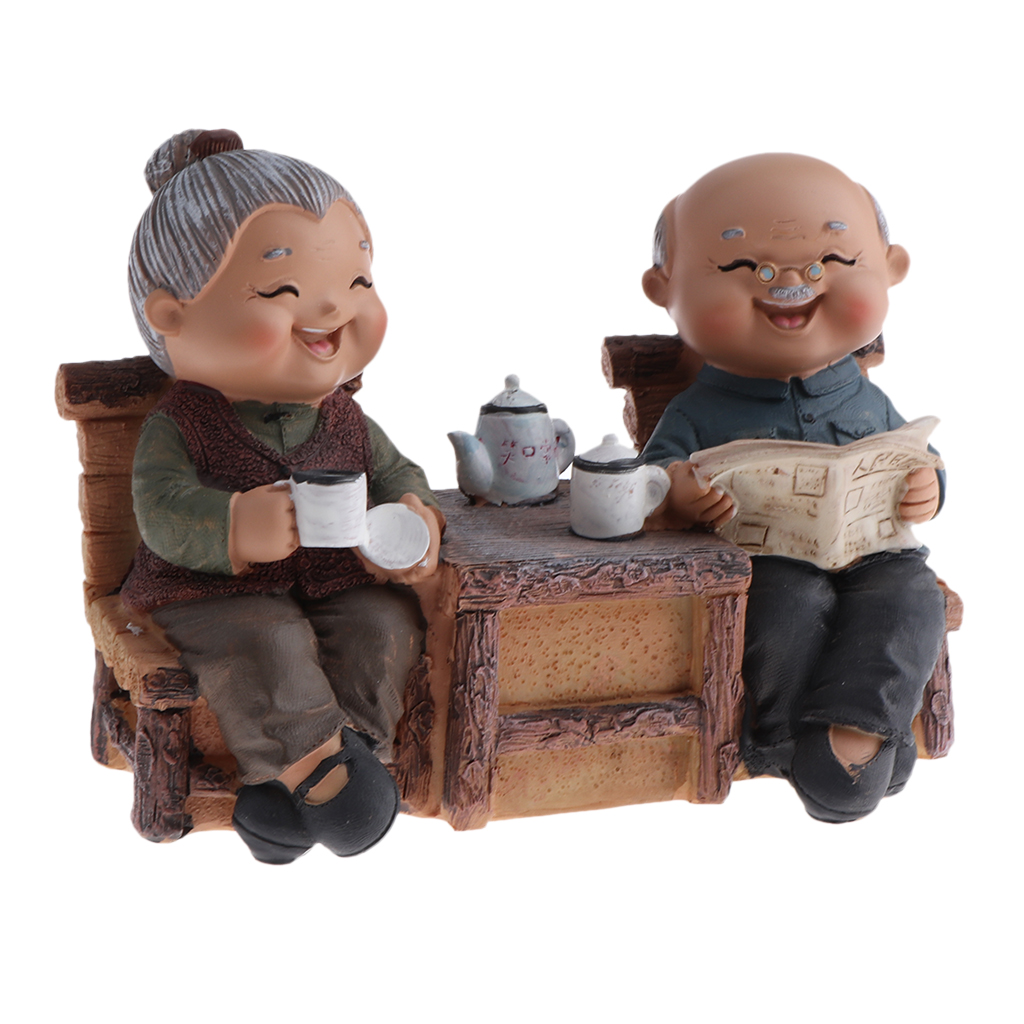 Handmade Resin Craft Loving Elderly Couple Figurines Old Age Happy Life Statue Home Ornament