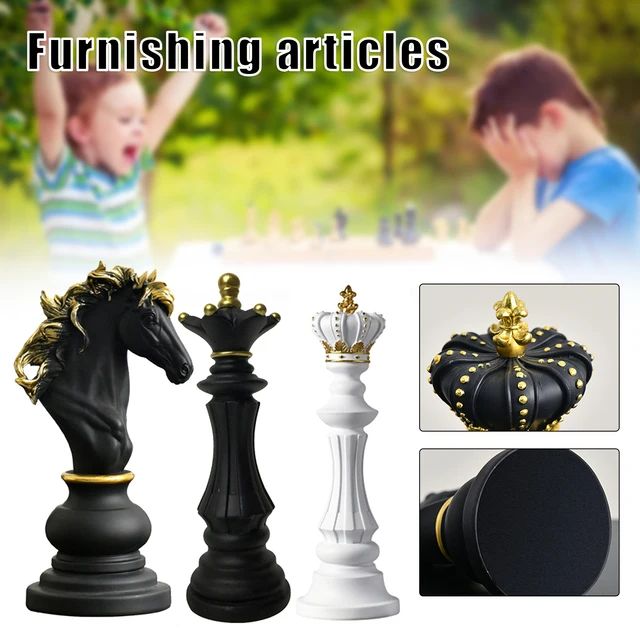 Em promoção! 1pcs De Resina, Peças De Xadrez, Jogos De Tabuleiro Acessórios  Internacional De Xadrez Figuras Retro Decoração Simples E Moderna Chessmen  Ornamentos