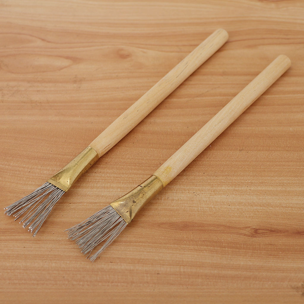 2pcs Wooden Handle Design Clay Pottery Ceramic Soap Engraving/Scraping Tools Stainless Steel Wire Brush/Scraper