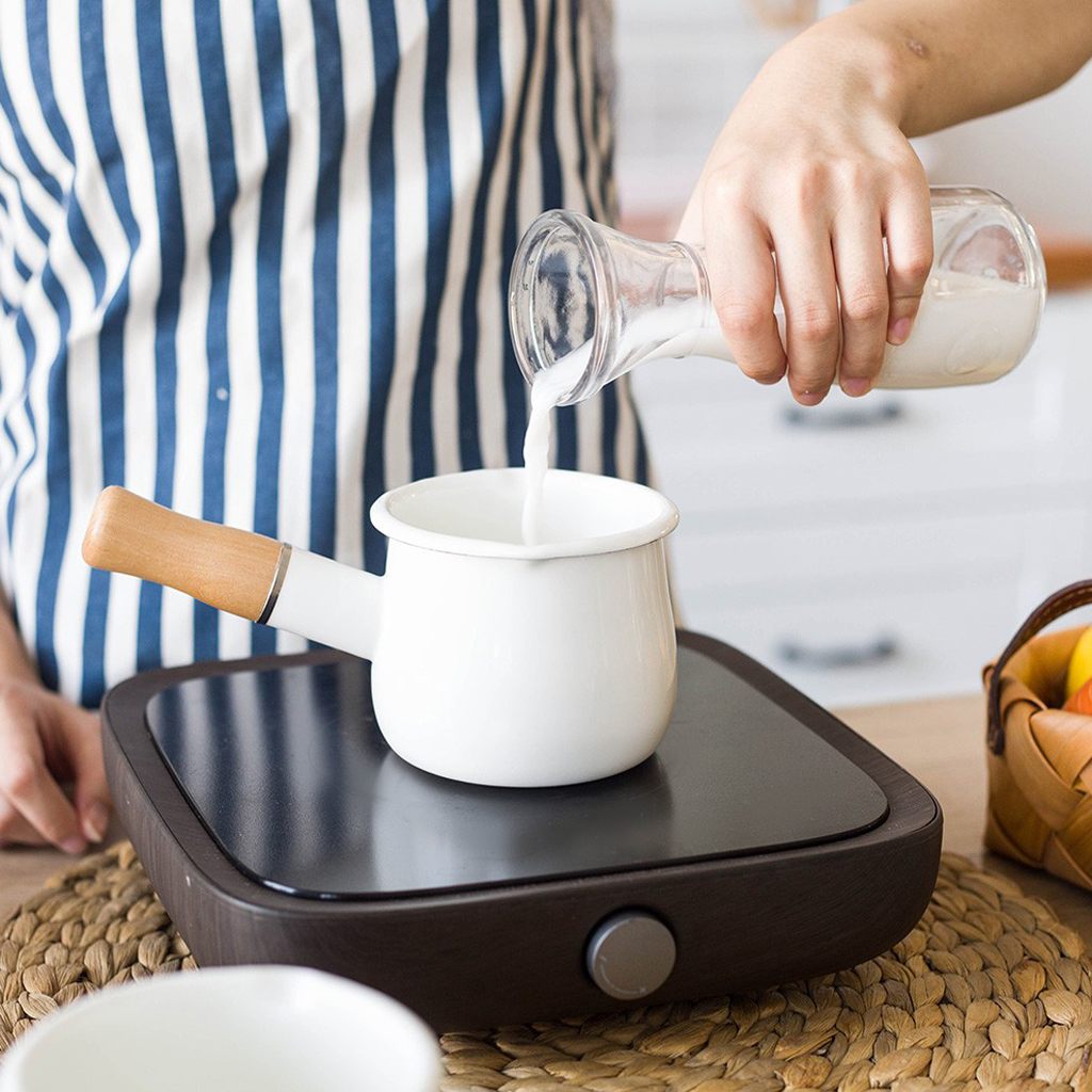 Small Enamel Milk Pan Butter Coffee Milk Warmer Mini Butter Chocolate Melting Pot Sauce Cooking Pan with Easy Spout