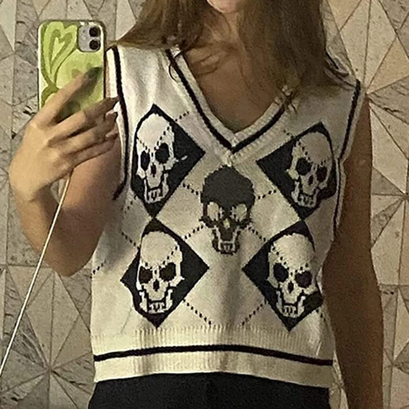 Skulls Graphic Sweater Vest Y2K Vintage Autumn Winter Women Knitted Cropped Tank Top Preppy Style Gothic Pullovers Jumper