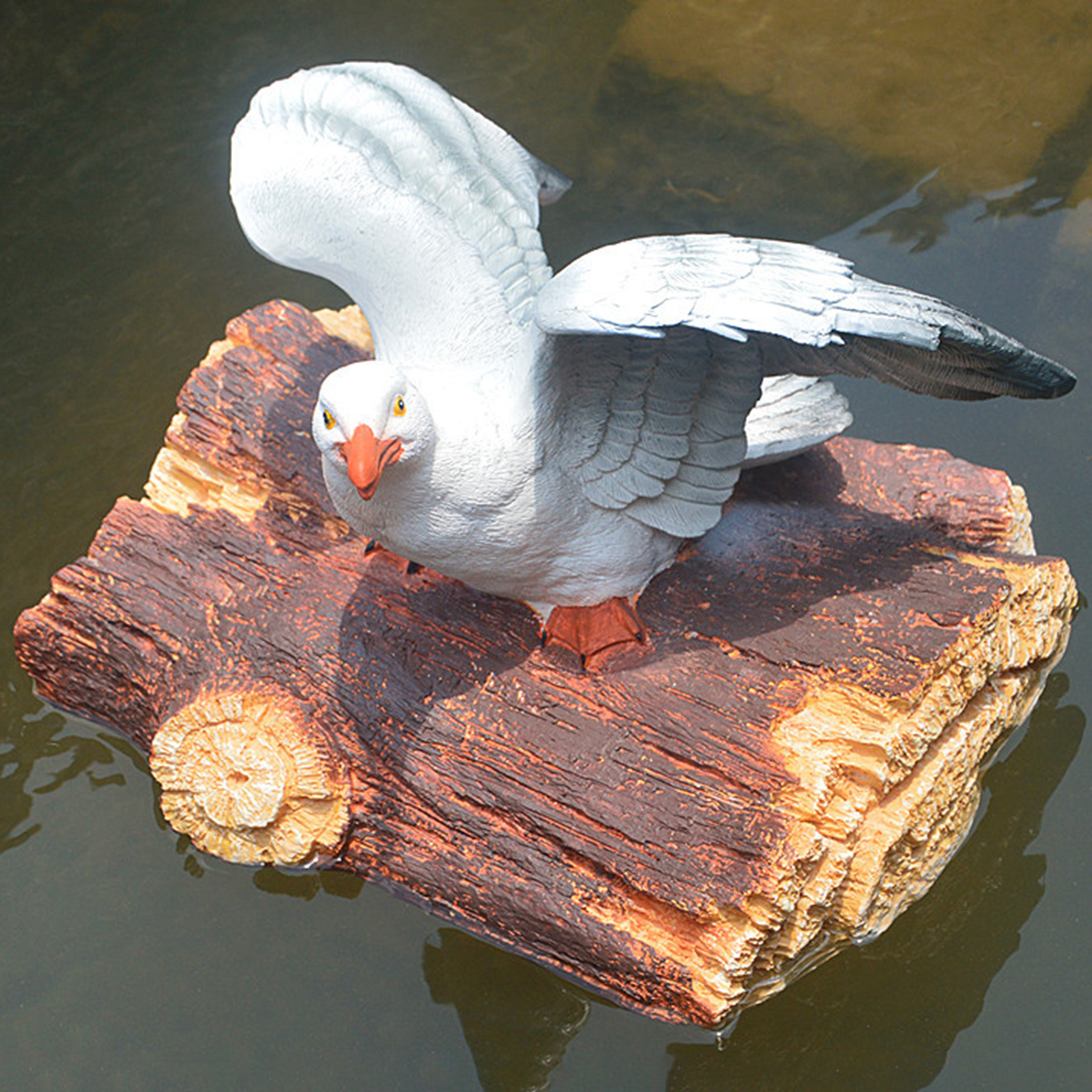 Realistic Resin Floating Seagull Statue Outdoor Pond Cute Winged Seagull Sculpture Decoration Ornament