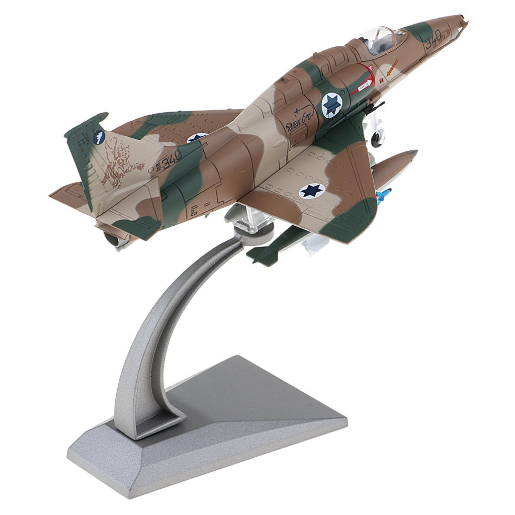 1:72 Scale Realistic American A-4 Skyhawk Fighter Plane Warcraft Model