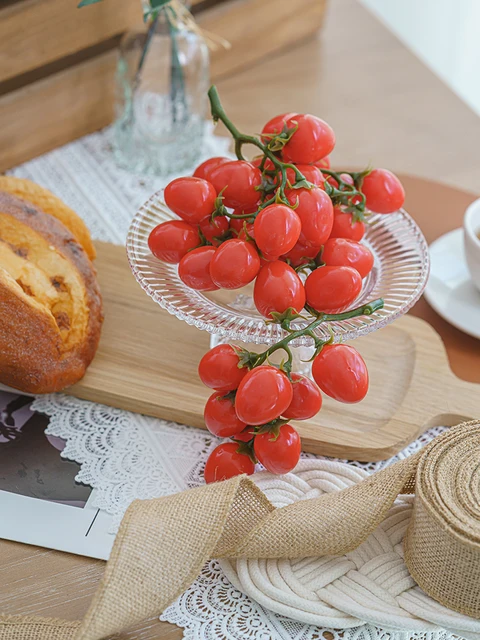 Simulazione di schiuma di frutta artificiale pomodori ciliegia simulazione  finta frutta realistica casa festa di nozze giardino per la decorazione