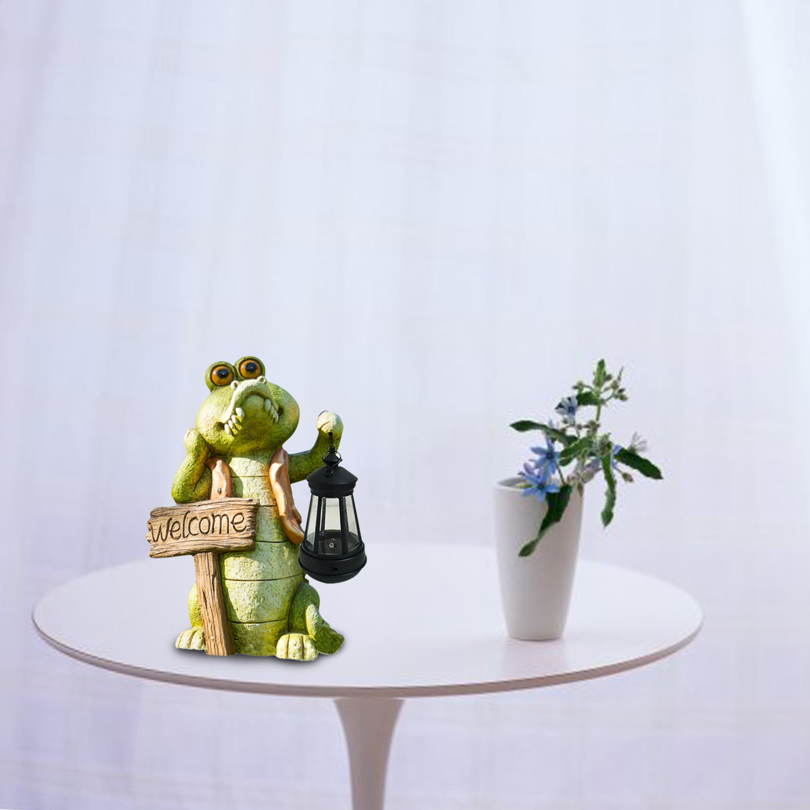 Alligator Solar Lamp Garden Crocodile Cayman Figurine Patio Decoration