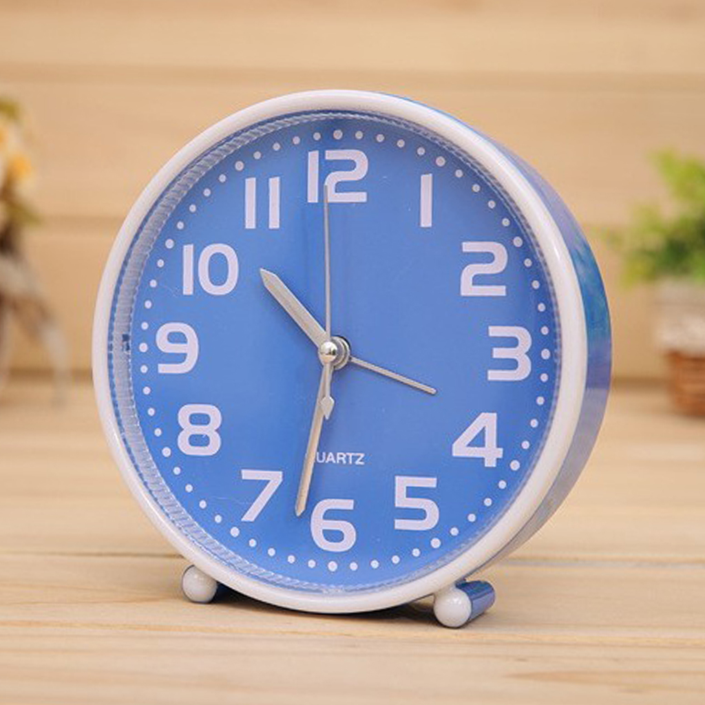 5 Inch Candy-colored Non-ticking Portable Alarm Clock With Night Light