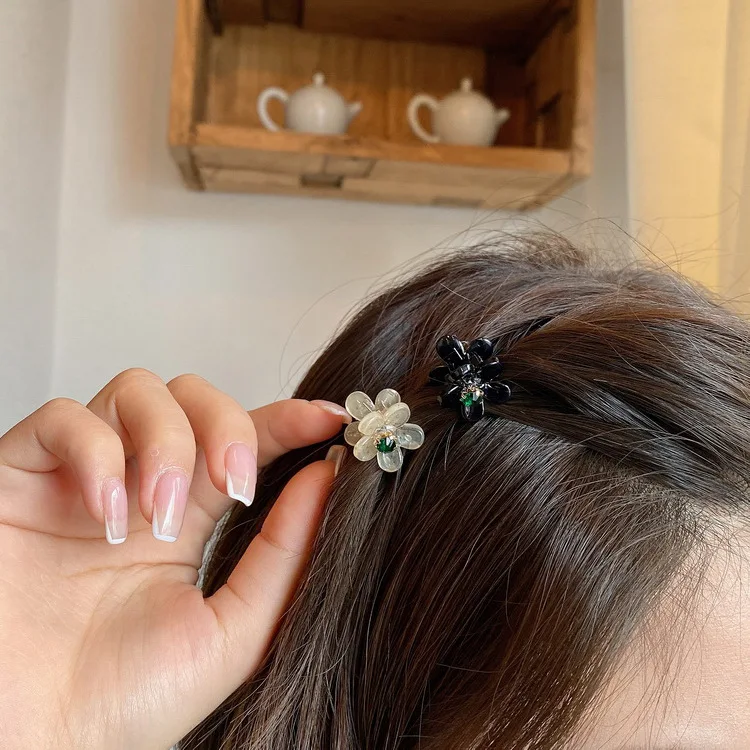 ヘアリング　髪飾り　パステル　韓国　ヘアクリップ