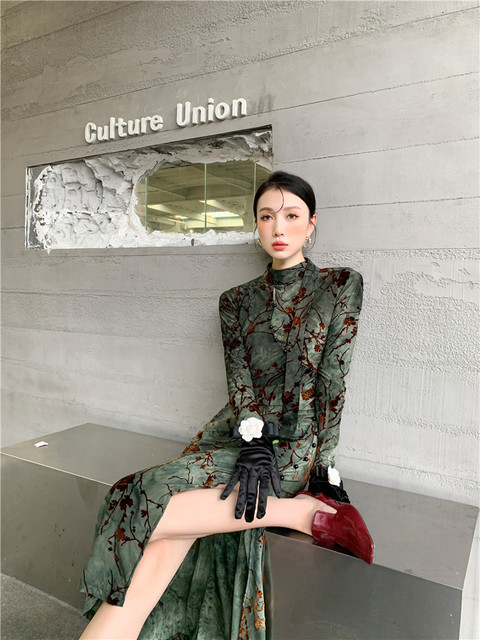 新品未使用 Chi Chi London カウルネックロングドレス グリーン M