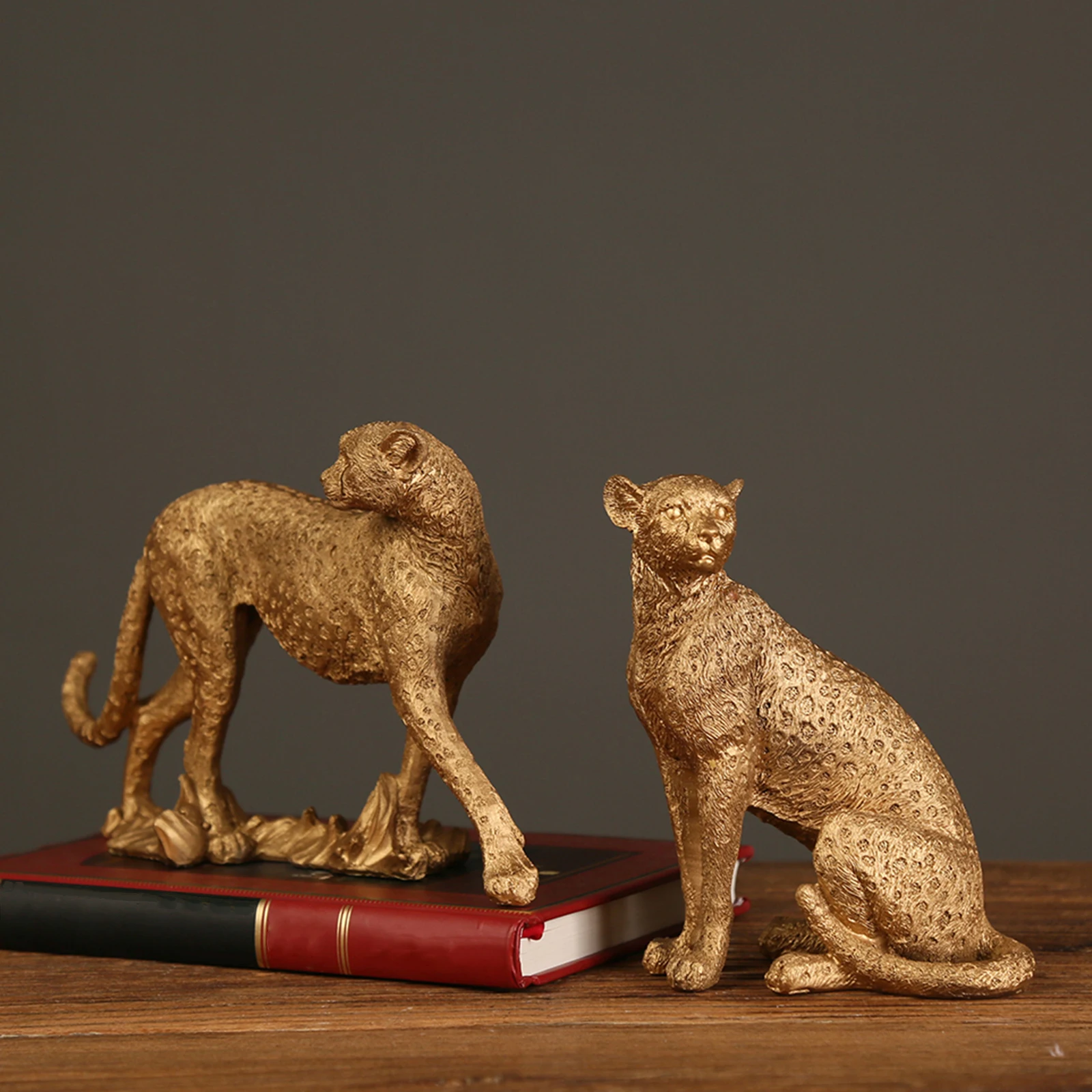 Retro Cheetah Statue Animal Figurine Panther Leopard Sculpture Home Office Table Desktop Decor Ornaments Gifts